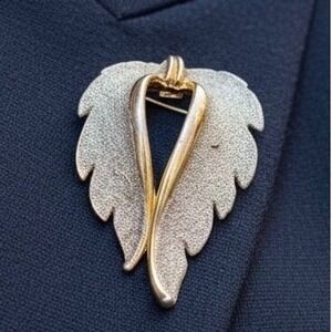 Vintage Angel Wing Brooch Gold Tone Silver Textured Leaf Feather Pin